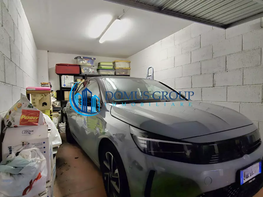 Immagine 72 di Attico in vendita  in Via Abbiategrasso, a Roma