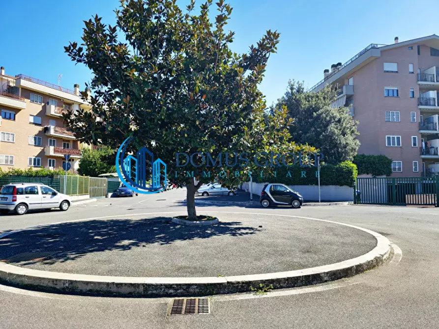 Immagine 81 di Attico in vendita  in Via Abbiategrasso, a Roma