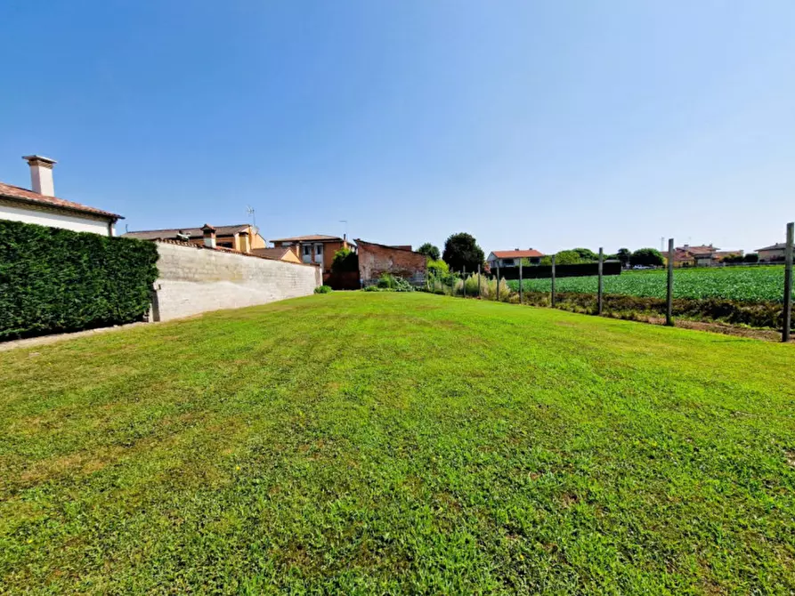 Immagine 13 di Casa indipendente in vendita  in Via Adige a Anguillara Veneta