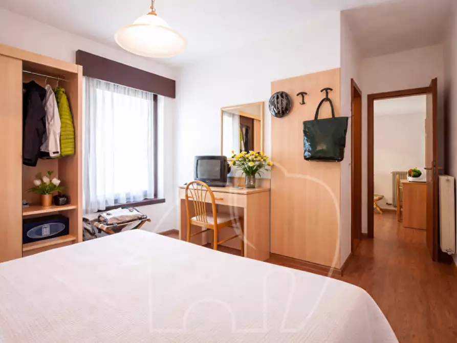 Immagine 2 di Hotel in vendita  in villa banale a Stenico