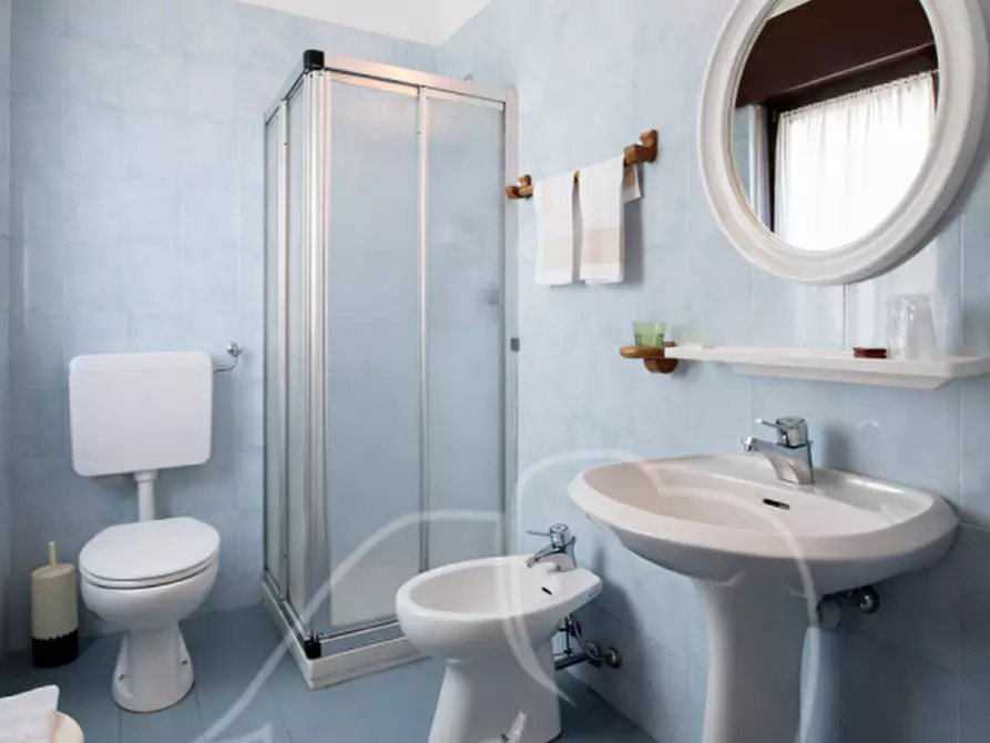 Immagine 5 di Hotel in vendita  in villa banale a Stenico