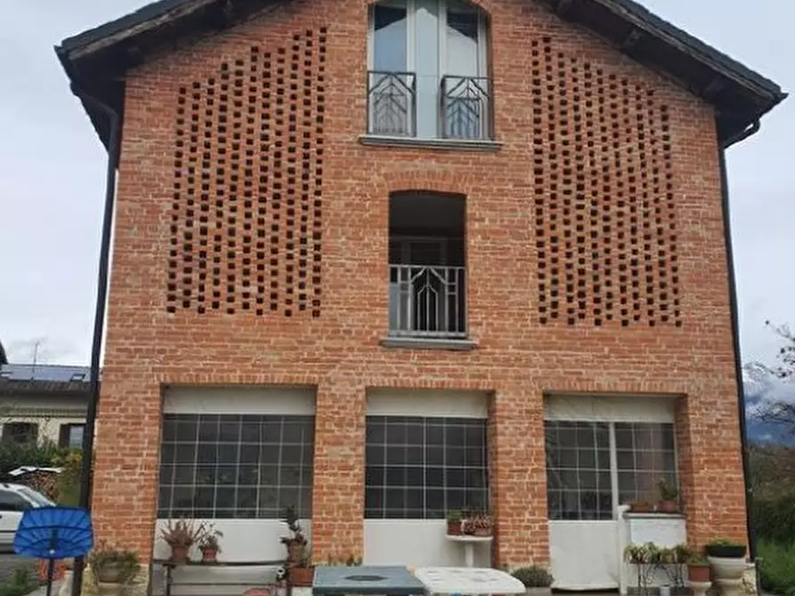 Immagine 2 di Casa indipendente in vendita  in Via Salce, 171 a Belluno