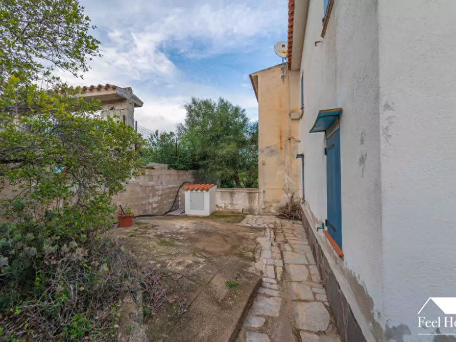 Immagine 21 di Casa bifamiliare in vendita  in Via delle Attinie a Olbia
