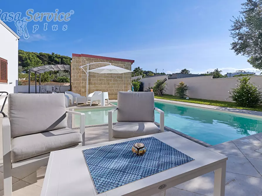 Immagine 15 di Villa in vendita  in Via Scalelle a Gallipoli