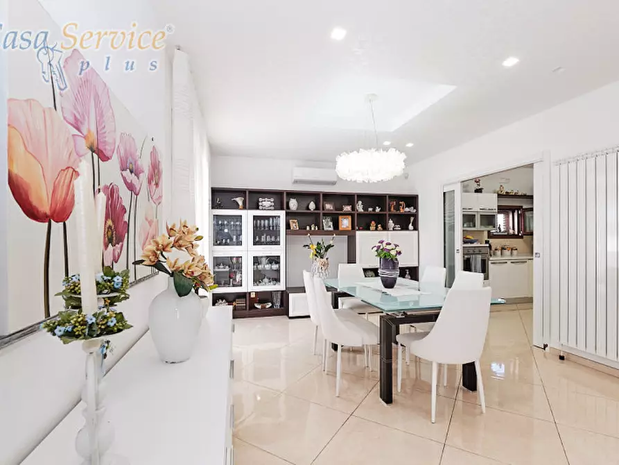 Immagine 55 di Villa in vendita  in Via Scalelle a Gallipoli