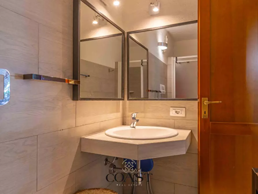 Immagine 20 di Appartamento in vendita  in Punta Asfodeli a Olbia