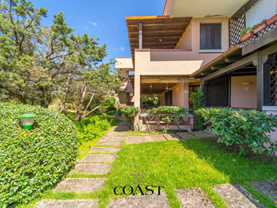 Immagine 29 di Appartamento in vendita  in Punta Asfodeli a Olbia