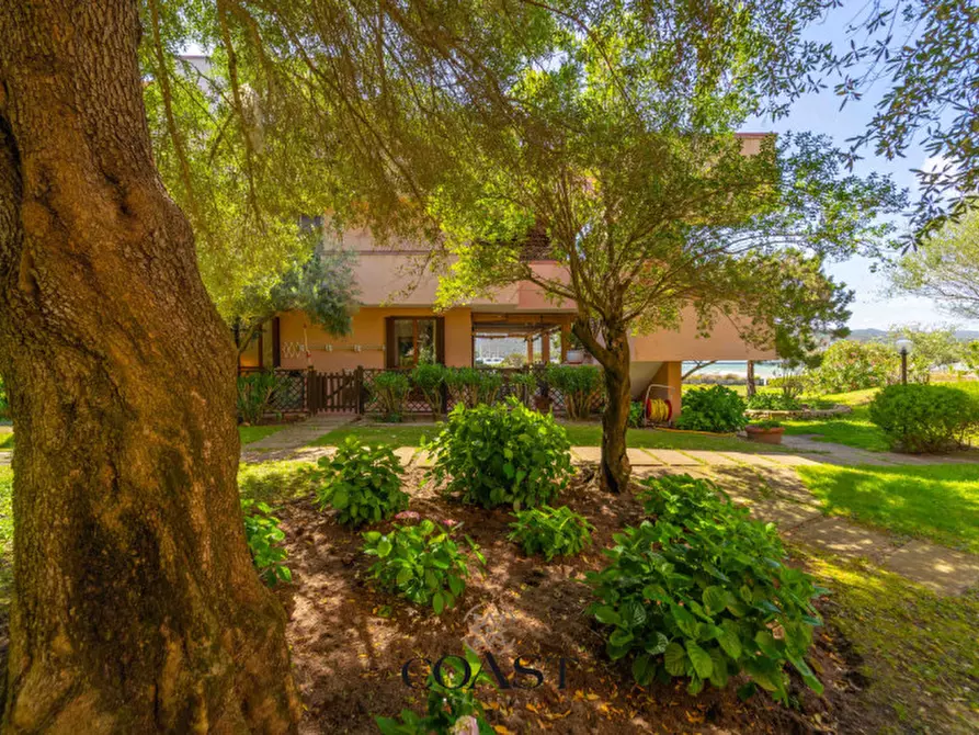 Immagine 35 di Appartamento in vendita  in Punta Asfodeli a Olbia