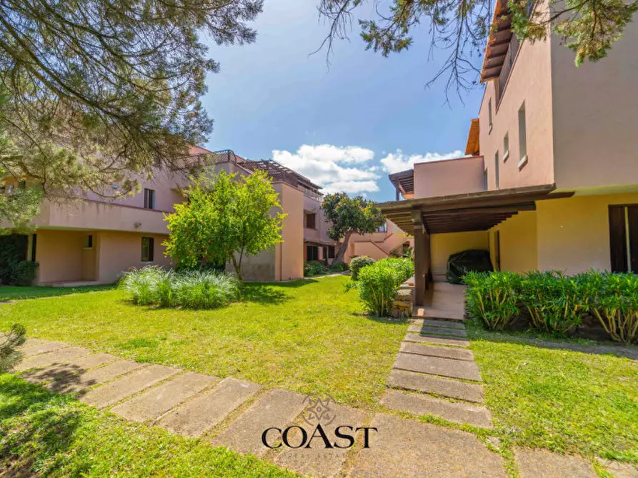 Immagine 37 di Appartamento in vendita  in Punta Asfodeli a Olbia