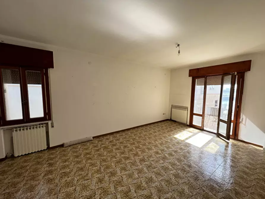 Immagine 1 di Appartamento in vendita  a Chioggia