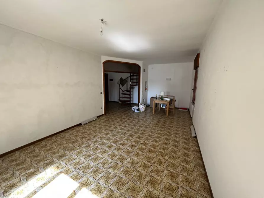 Immagine 2 di Appartamento in vendita  a Chioggia