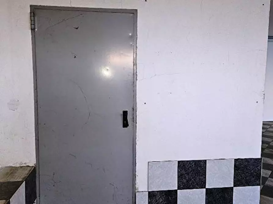 Immagine 13 di Magazzino in vendita  in VIALE PORTO TORRES 6 a Sassari