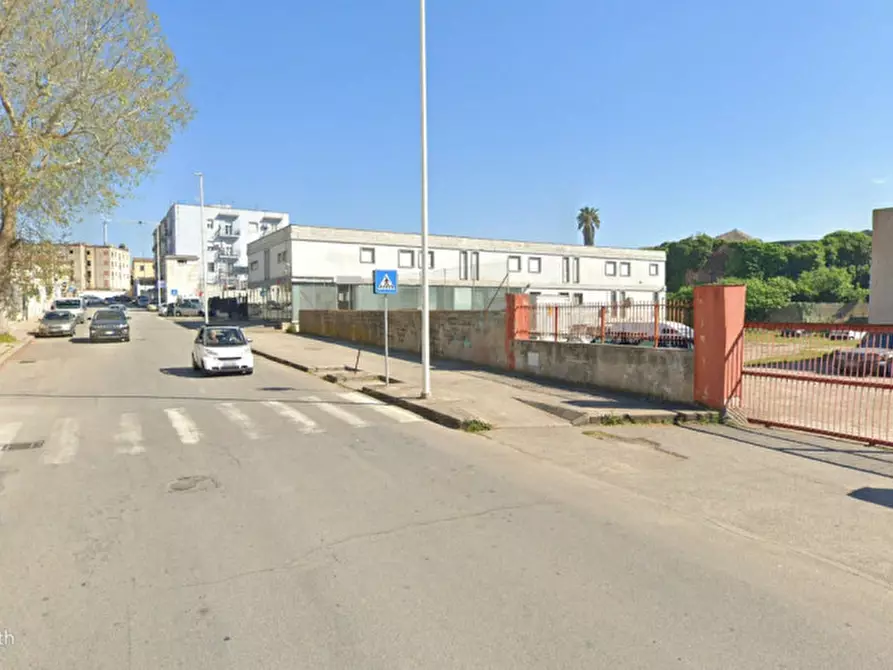 Immagine 16 di Magazzino in vendita  in VIALE PORTO TORRES 6 a Sassari