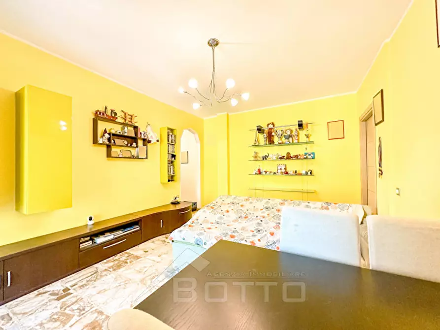 Immagine 4 di Appartamento in vendita  in corso vercelli 211 a Borgosesia