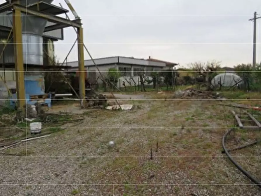 Immagine 5 di Capannone industriale in vendita  in VIA CADUTI DI NASSIRIYA a Isola Rizza
