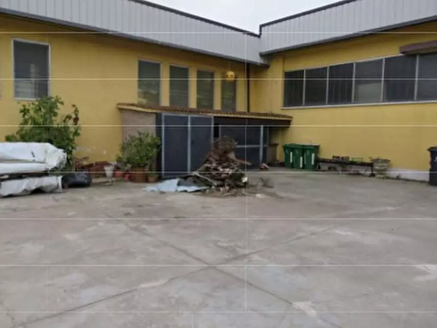 Immagine 20 di Capannone industriale in vendita  in VIA CADUTI DI NASSIRIYA a Isola Rizza