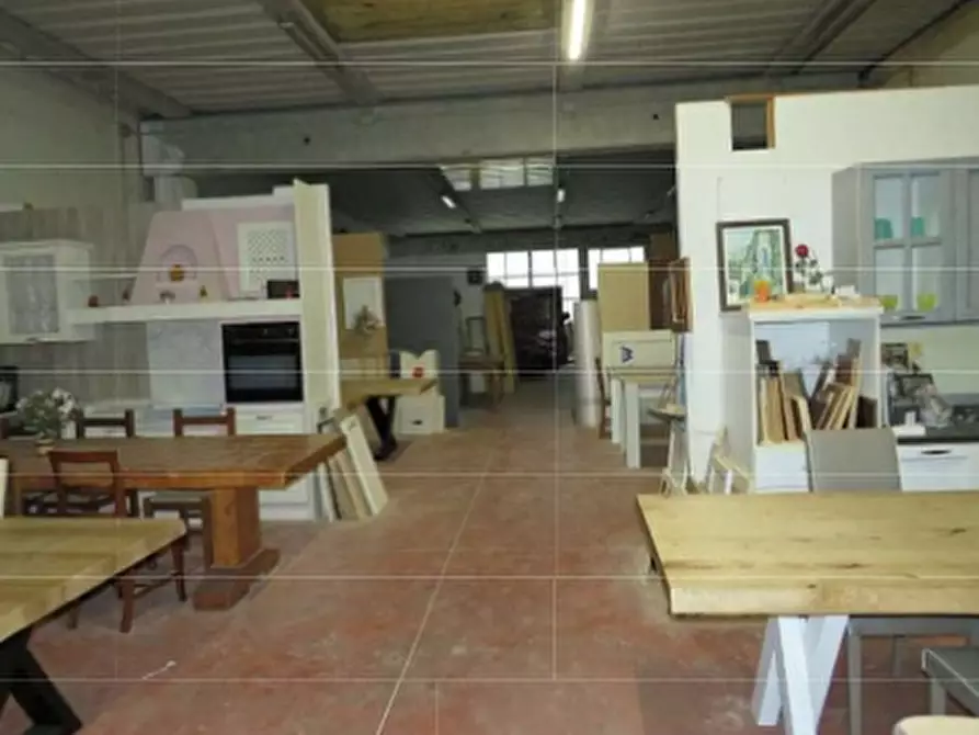 Immagine 24 di Capannone industriale in vendita  in VIA CADUTI DI NASSIRIYA a Isola Rizza