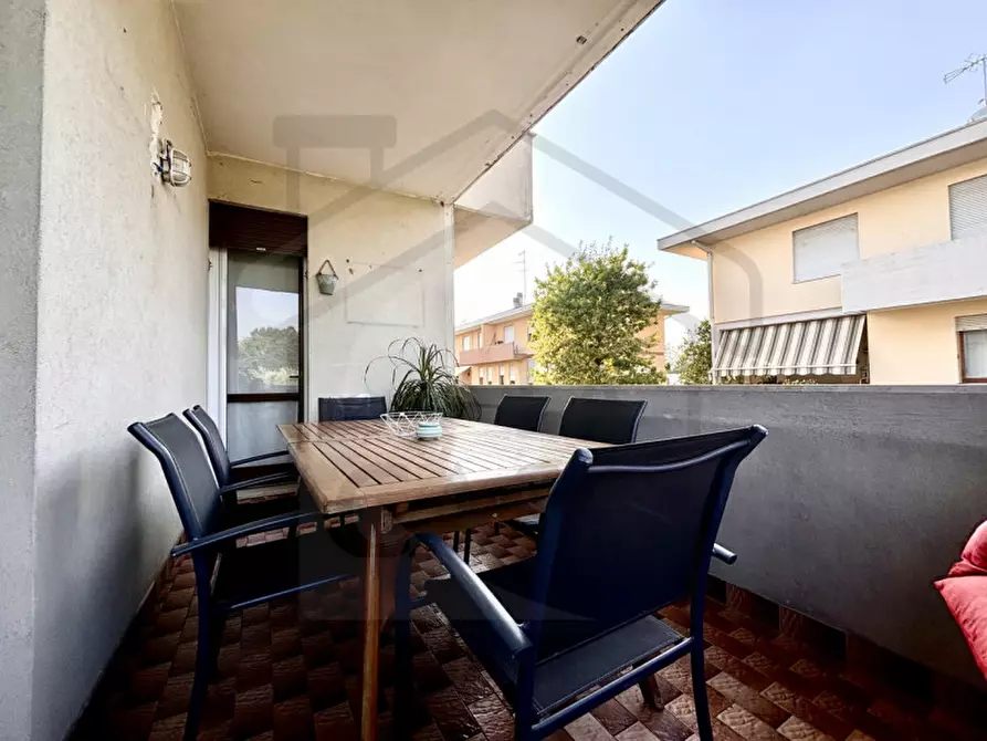 Immagine 2 di Casa bifamiliare in vendita  in Via Monte Cinto a Abano Terme