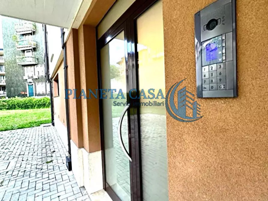 Immagine 8 di Appartamento in vendita  in Certosa 310 a Milano