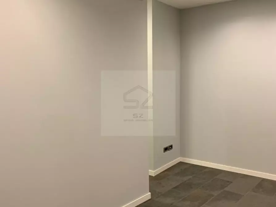 Immagine 2 di Ufficio in vendita  in via Pascoli a Padova