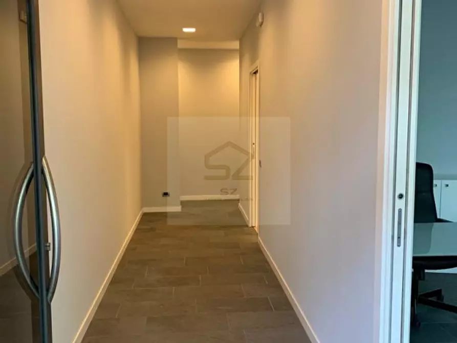 Immagine 4 di Ufficio in vendita  in via Pascoli a Padova