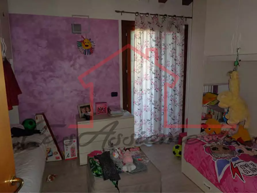 Immagine 10 di Appartamento in vendita  in Via Camillo Benso Conte di Cavour 69 a Caerano Di San Marco