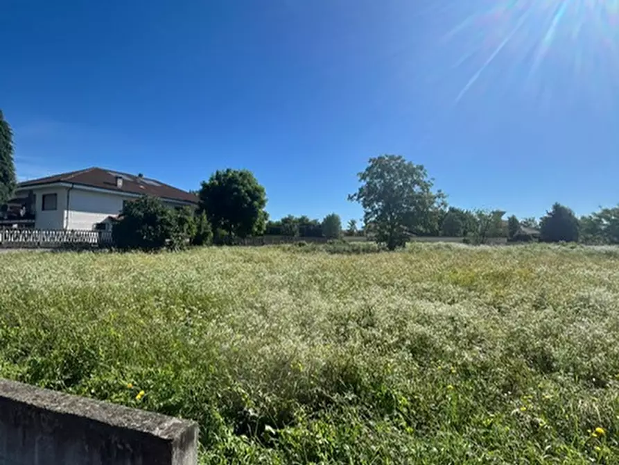 Immagine 1 di Terreno in vendita  in Via 25 Luglio a San Giusto Canavese