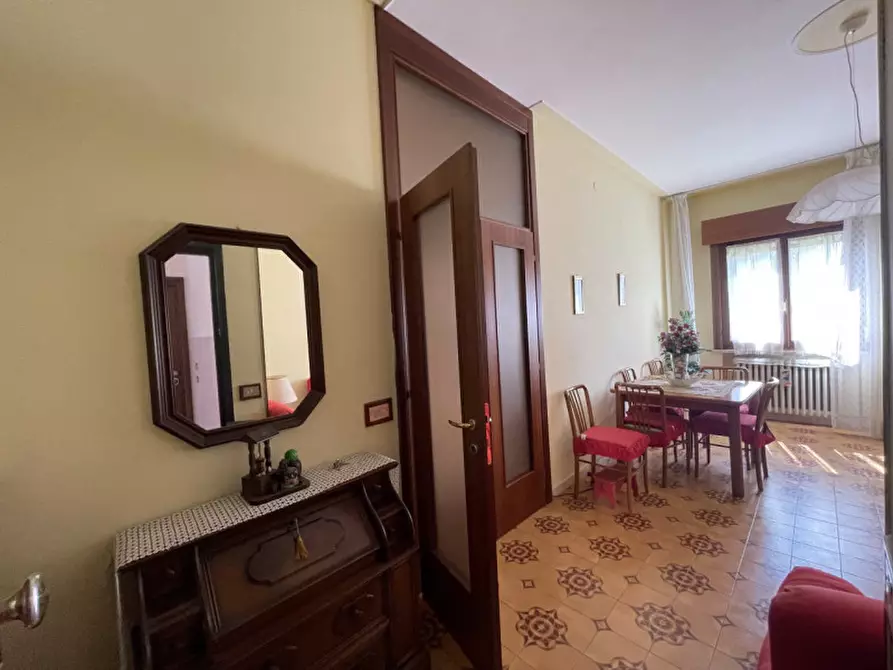 Immagine 5 di Appartamento in vendita  a Suzzara