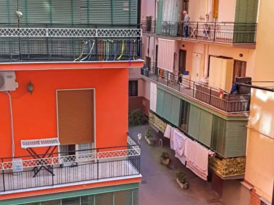 Immagine 2 di Appartamento in vendita  in via liberta a Portici