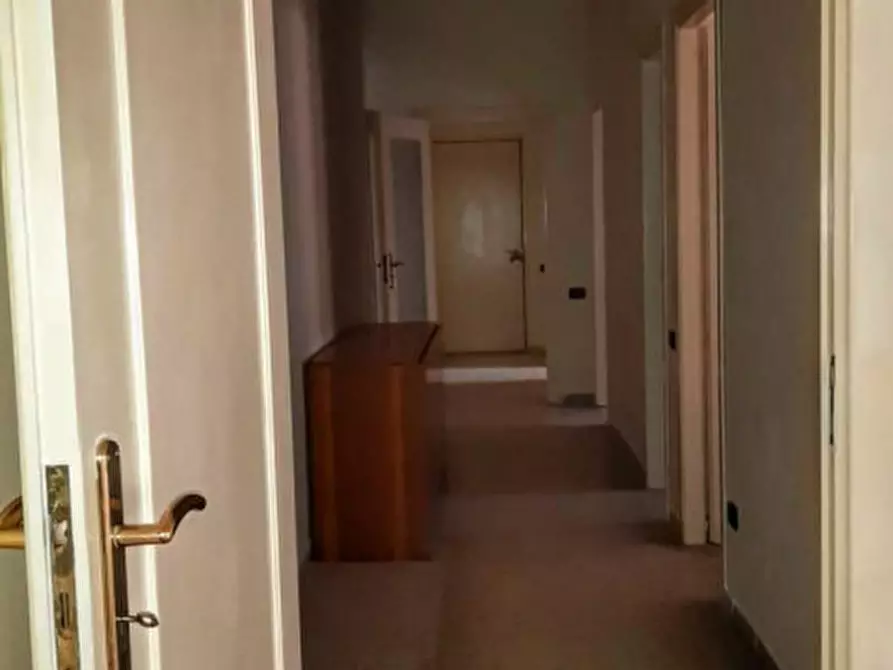 Immagine 7 di Appartamento in vendita  in via liberta a Portici