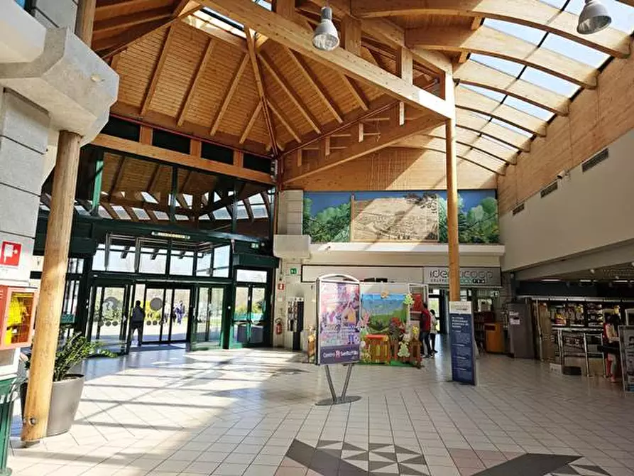 Immagine 7 di Negozio in vendita  in VIA AMILCARE PONCHIELLI 23 a Bologna