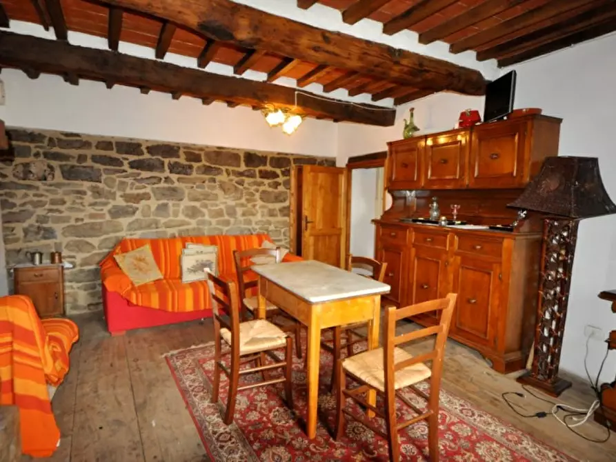 Immagine 3 di Casa indipendente in vendita  a Loro Ciuffenna