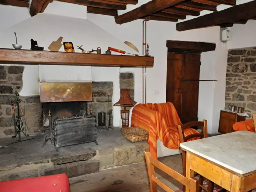 Immagine 4 di Casa indipendente in vendita  a Loro Ciuffenna