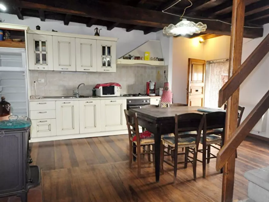 Immagine 5 di Casa indipendente in vendita  a Loro Ciuffenna