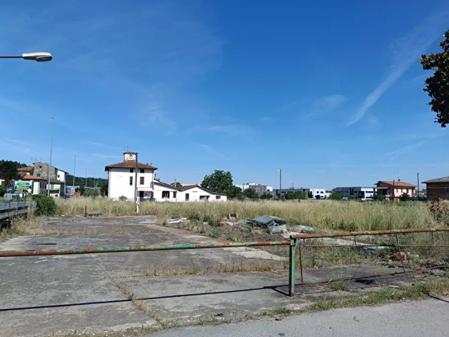 Immagine 1 di Terreno in vendita  in Levanella a Montevarchi