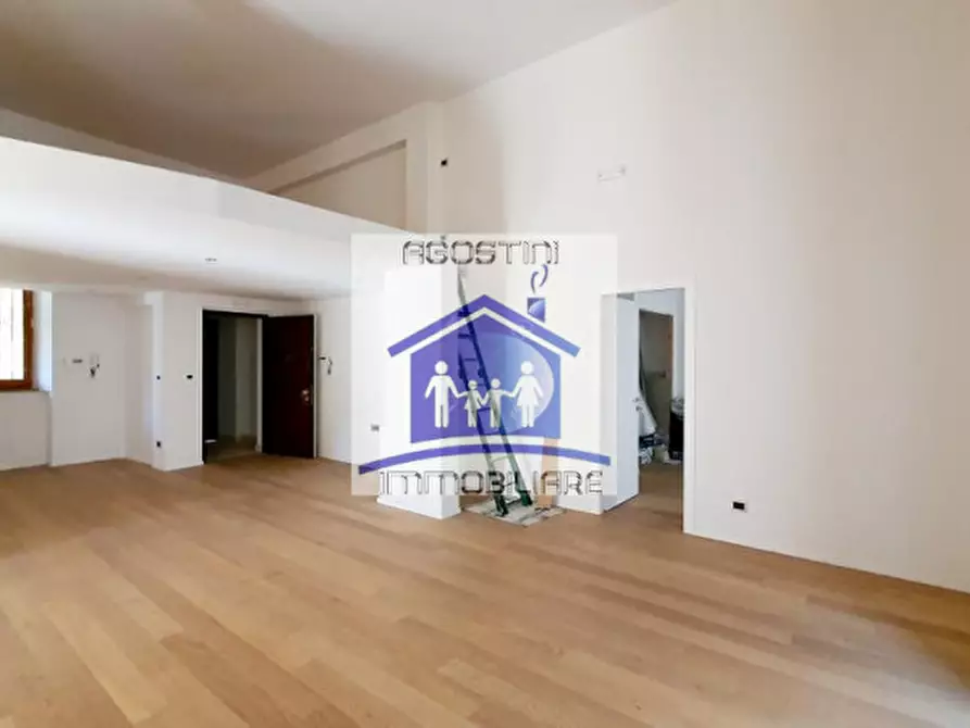 Immagine 4 di Appartamento in vendita  a Ascoli Piceno