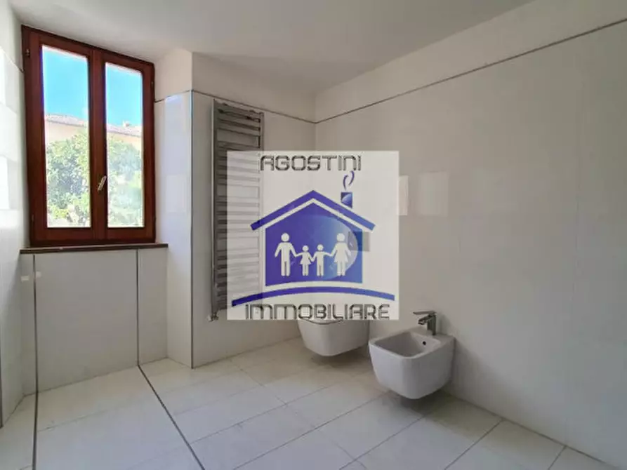 Immagine 9 di Appartamento in vendita  a Ascoli Piceno