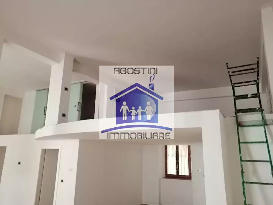 Immagine 14 di Appartamento in vendita  a Ascoli Piceno