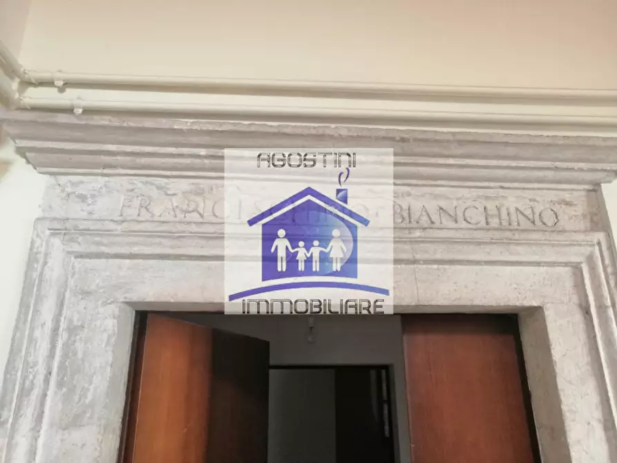 Immagine 17 di Appartamento in vendita  a Ascoli Piceno