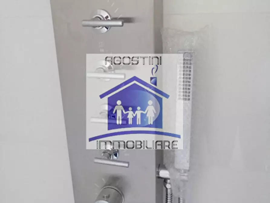 Immagine 23 di Appartamento in vendita  a Ascoli Piceno