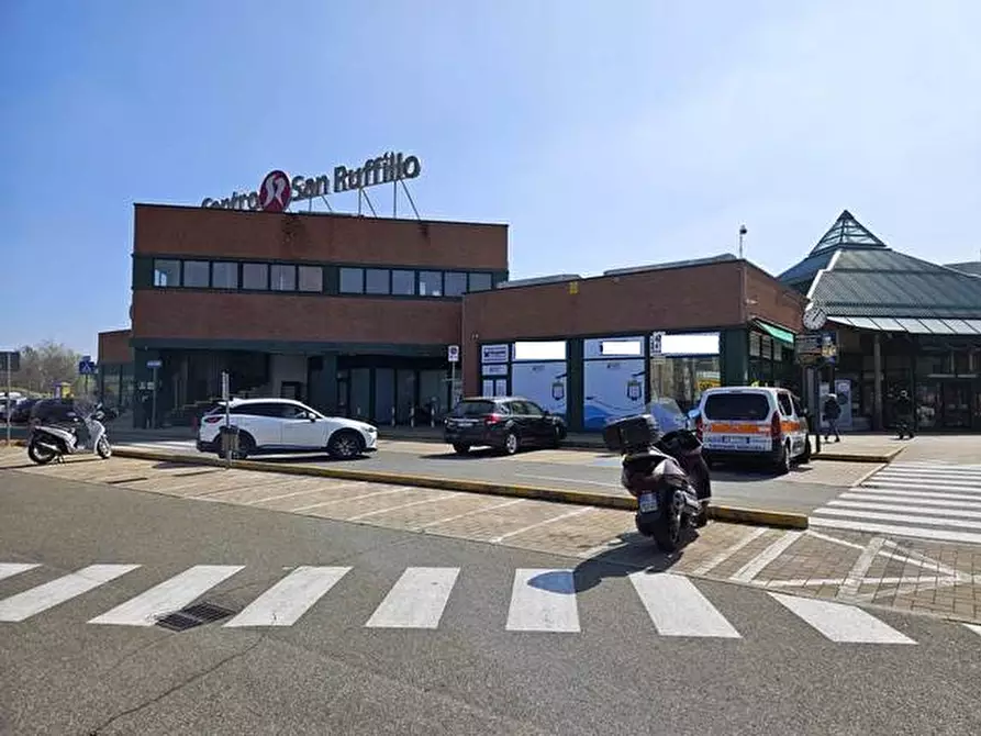 Immagine 2 di Negozio in vendita  in VIA AMILCARE PONCHIELLI 23 a Bologna