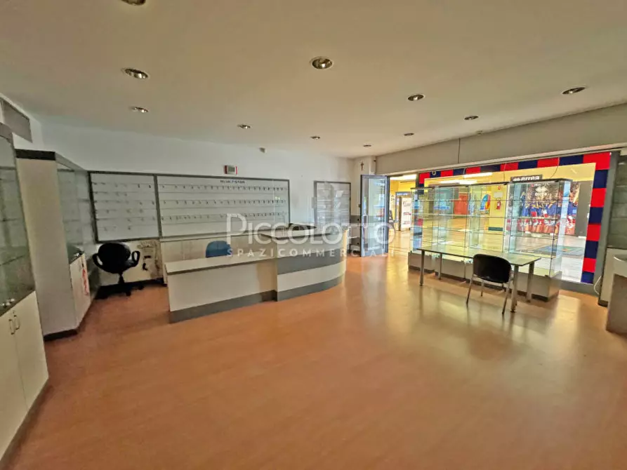 Immagine 6 di Negozio in vendita  in via Feltrina a Crocetta Del Montello