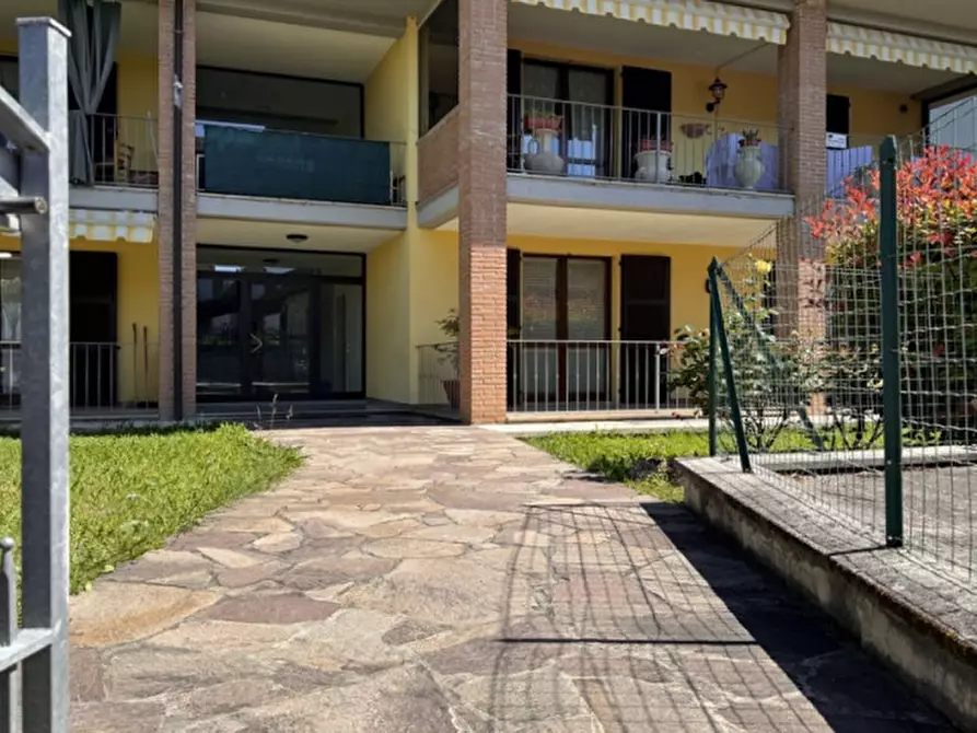 Immagine 3 di Appartamento in vendita  a Gropparello