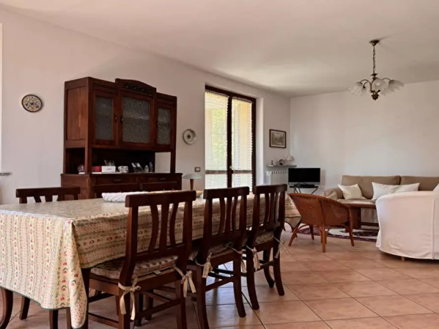 Immagine 9 di Appartamento in vendita  a Gropparello