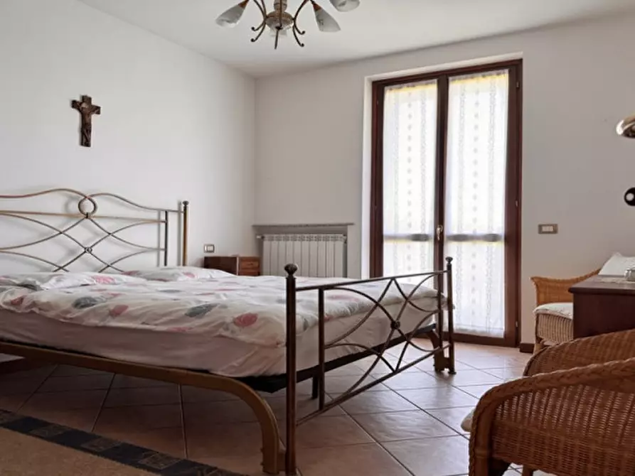 Immagine 15 di Appartamento in vendita  a Gropparello