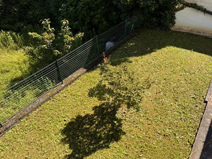 Immagine 19 di Appartamento in vendita  a Gropparello