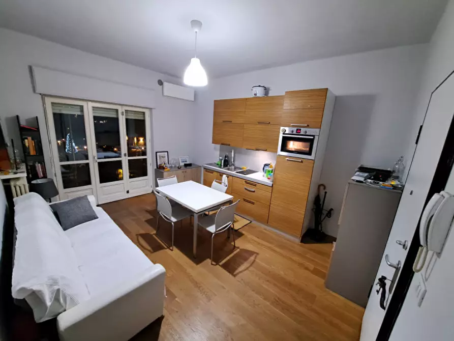 Immagine 1 di Appartamento in affitto  in Via Liberazione a Alba