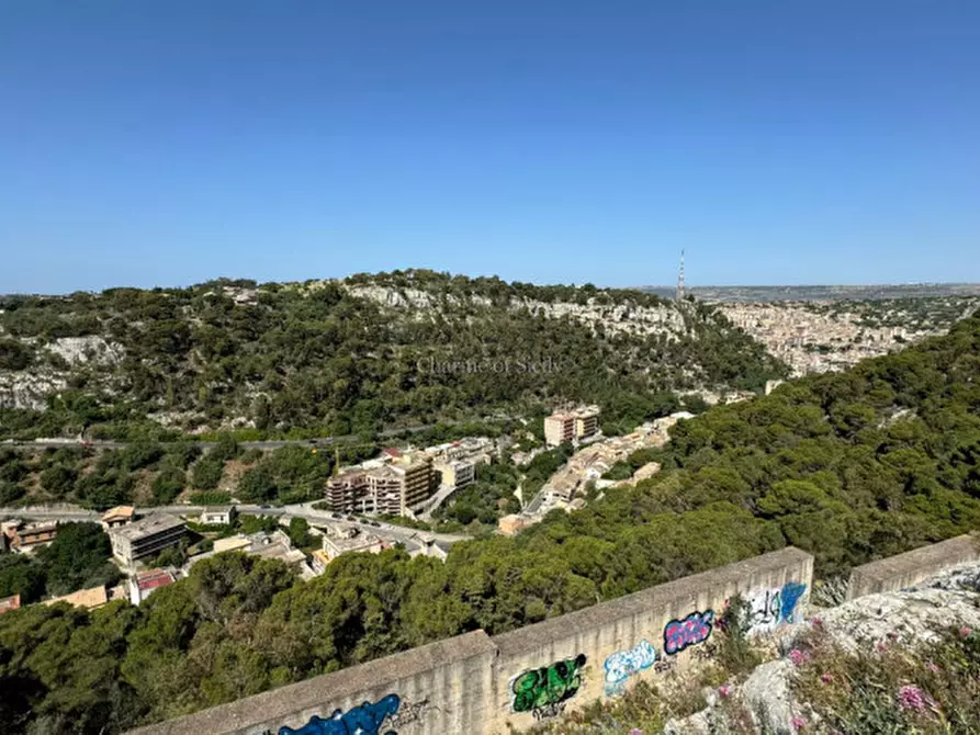 Immagine 13 di Casa indipendente in vendita  in Via San Giuliano Macalle a Modica