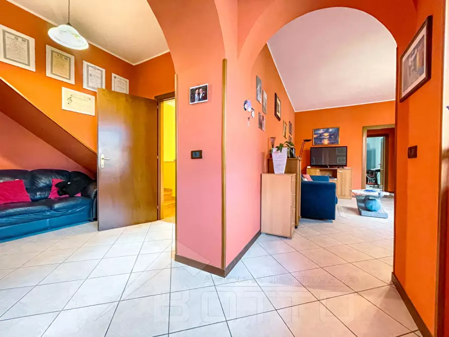 Immagine 9 di Casa indipendente in vendita  in vicolo rinaldi n 12 a Cavaglio D'agogna