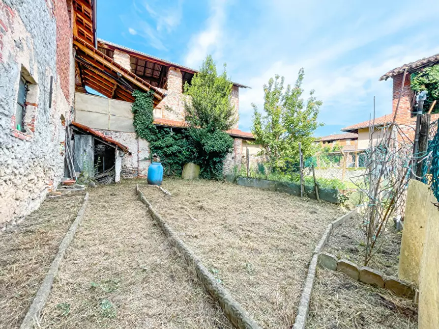 Immagine 24 di Casa indipendente in vendita  in vicolo rinaldi n 12 a Cavaglio D'agogna